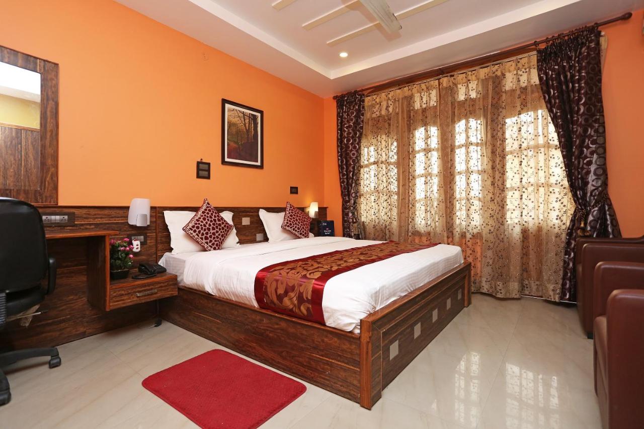 Super Hotel O Cherry City Cottage Dispur Exteriör bild