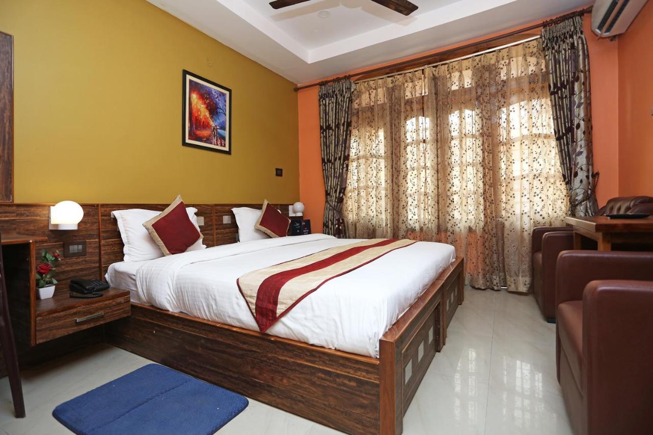 Super Hotel O Cherry City Cottage Dispur Exteriör bild