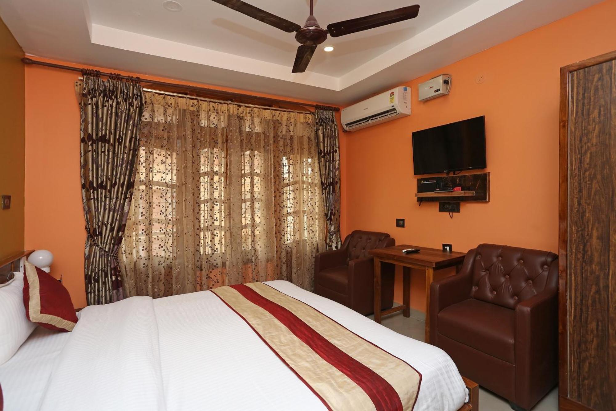 Super Hotel O Cherry City Cottage Dispur Exteriör bild